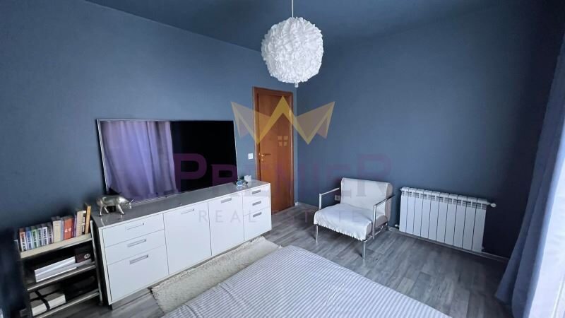Тристаен обзаведен  апартамент в кв.Бояна -  - снимка 4 - Имоти Премиер