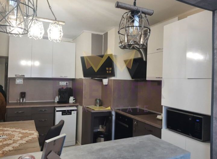 Агенция за недвижими имоти - Имоти Премиер - имот - 1051991, Цена: 249000 EUR