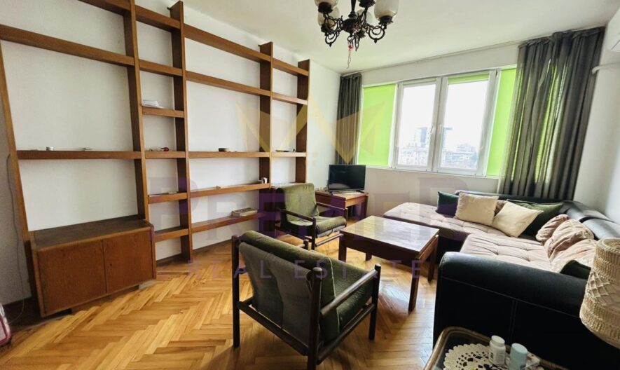 Тухлен апартамент на среден етаж кв. Чайка -  - снимка 10 - Имоти Премиер