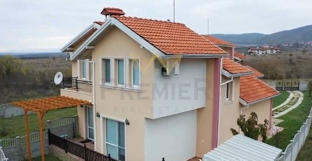 Агенция за недвижими имоти - Имоти Премиер - имот - 1101921, Цена: 259900 EUR