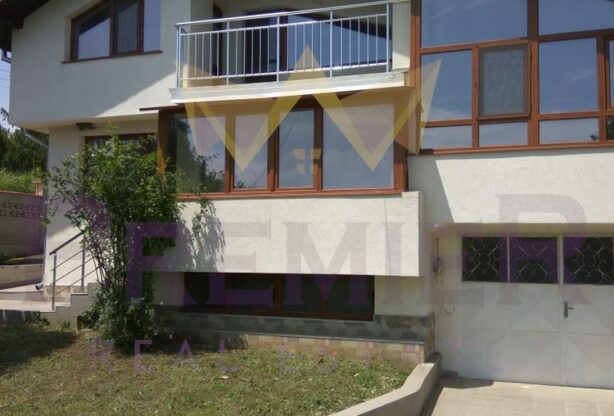 Код на имот: 847571, Площ: 370 м<sup>2</sup> кв.м, Имоти Премиер - Цена: 230000 EUR
